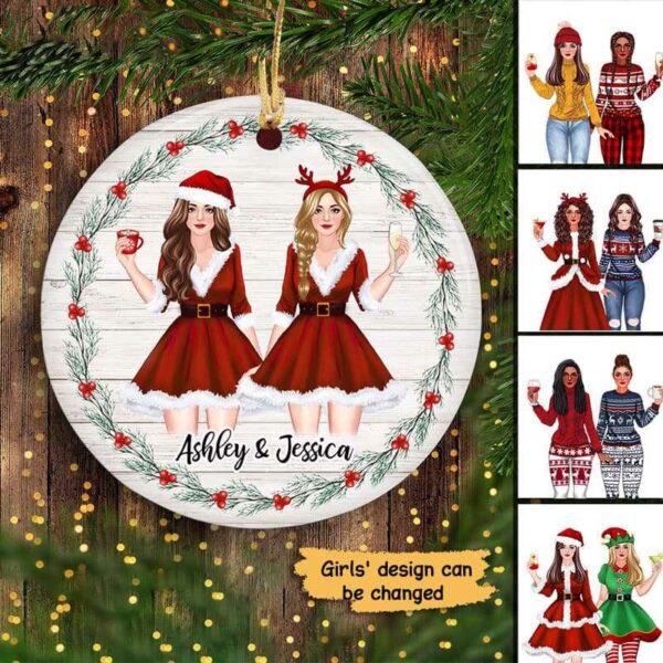 Ornament Christmas Besties Wreath Personalized Circle Ornament Ceramic / Pack 1