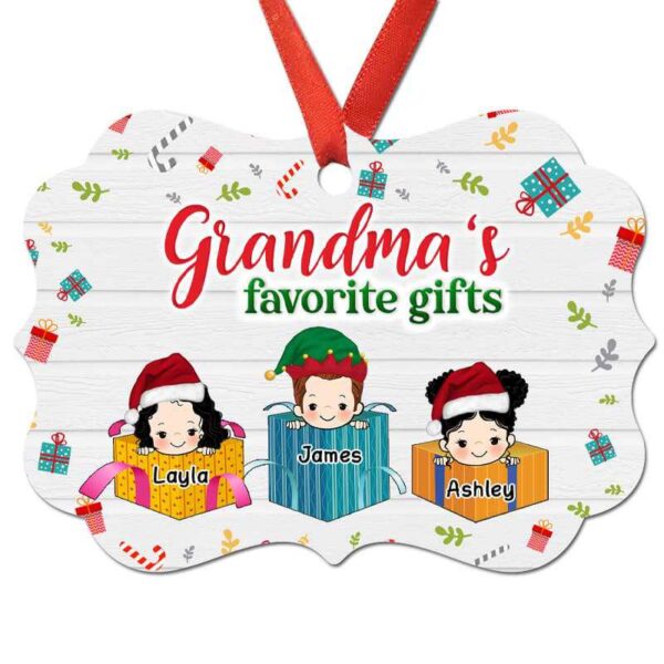 Ornament Grandma‘s Favorite Gifts Peeking Kids Box Personalized Christmas Ornament